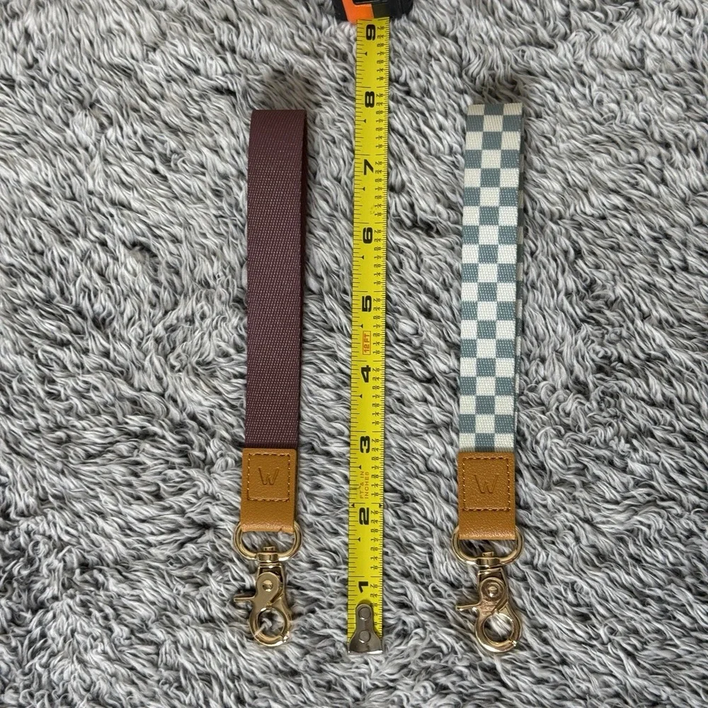 Walli Case Key Rings - Set of 2 - EXCELLENT CONDITION